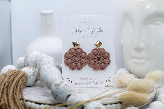 Moka dark flower shape