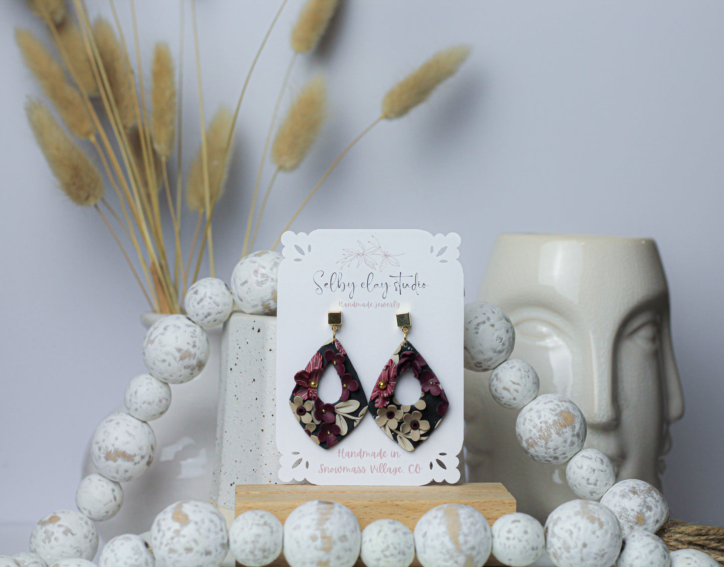 Merlot and roses triangle