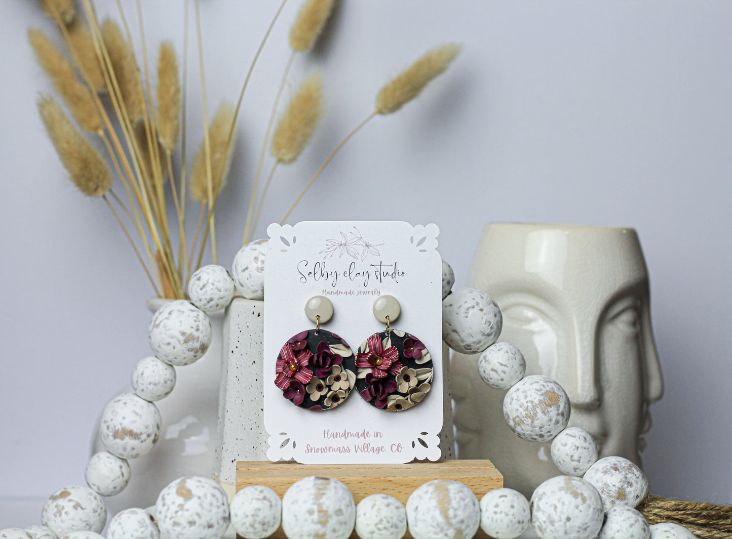 Merlot and roses circles