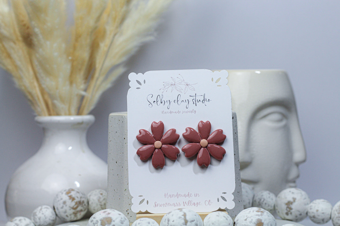 Autumn red flower studs