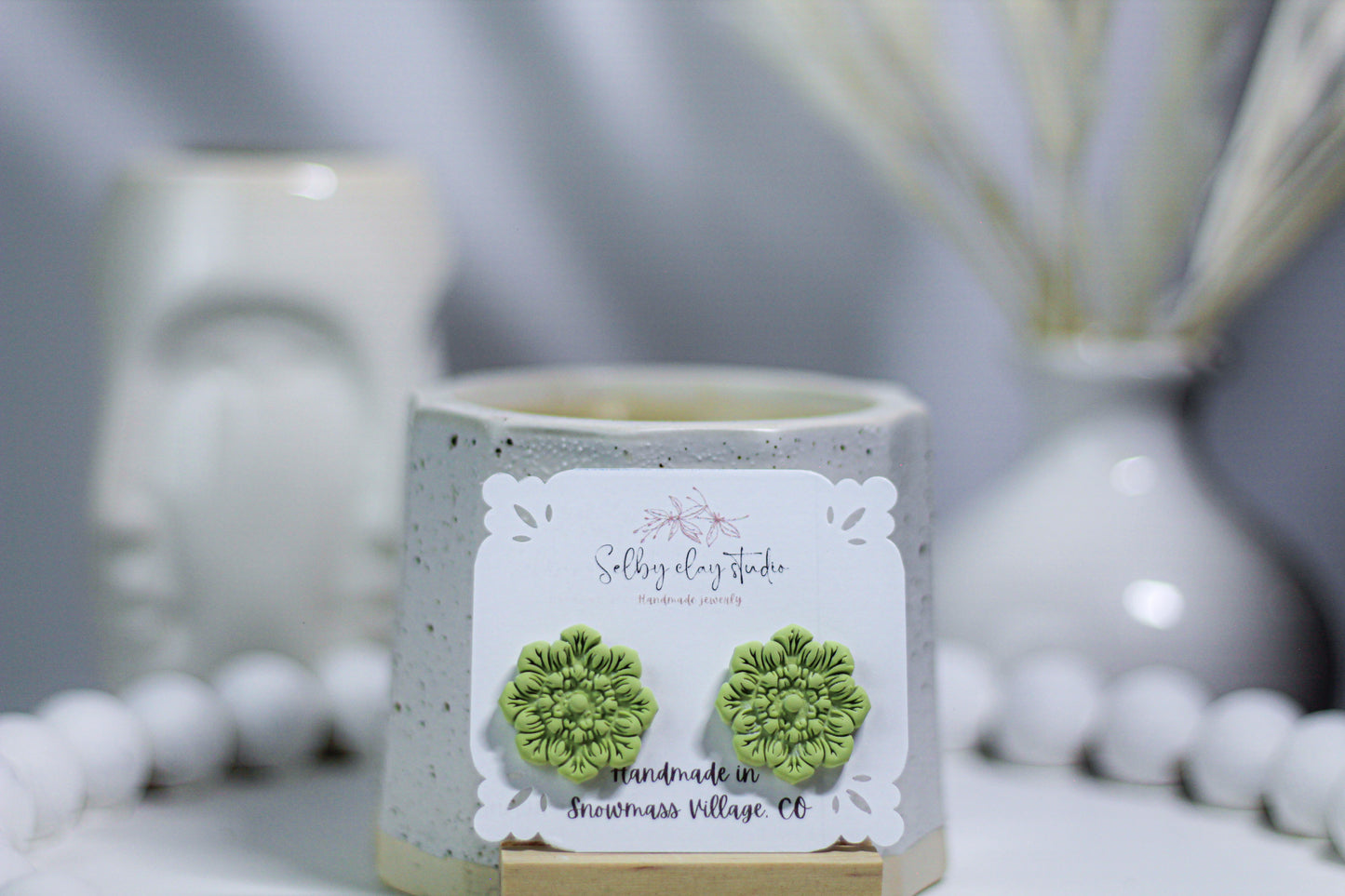Matcha flower studs