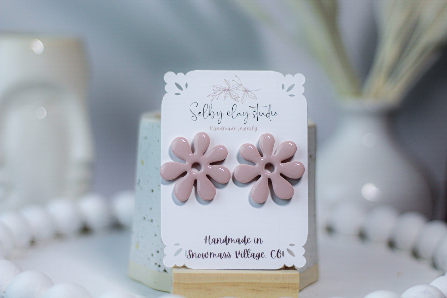 Ballerina flower stud