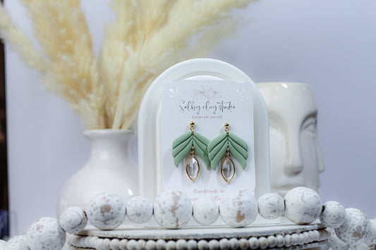 Green Ivy medium dangle