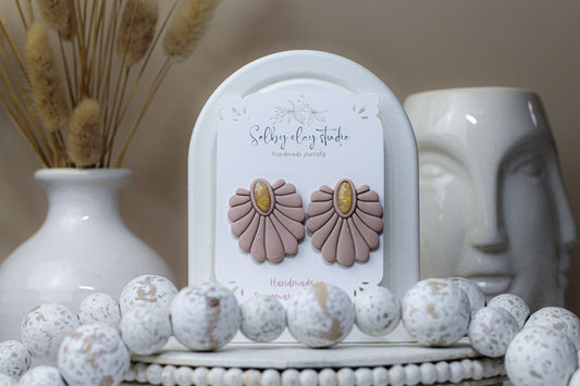 Rose nude wings