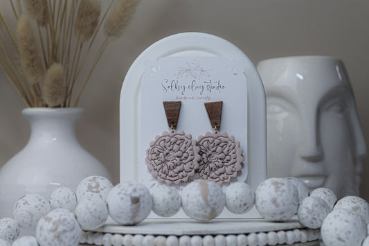 Rose nude boho circles