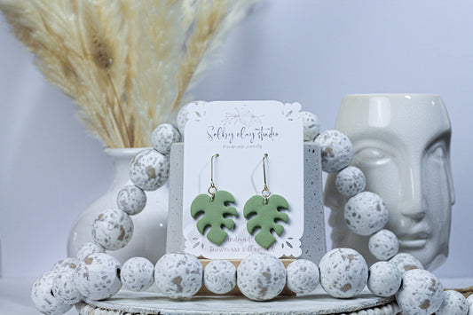 New botanical medium monstera