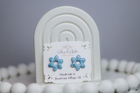MOLLIE blue flower charm