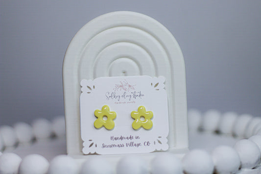DAISY yellow charm