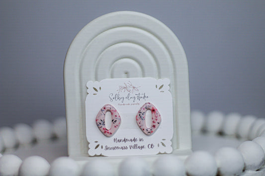 DAISY pink charm