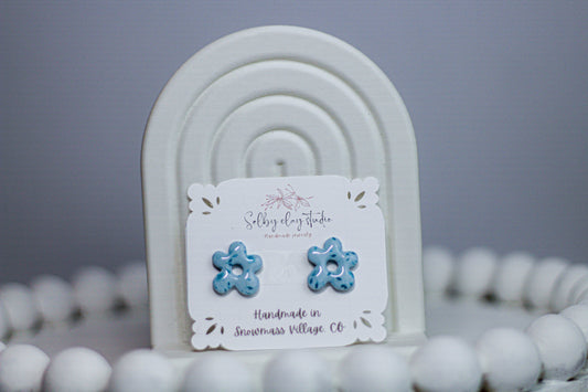 DAISY blue charm