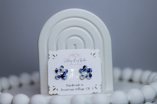 DAISY blue marine charm