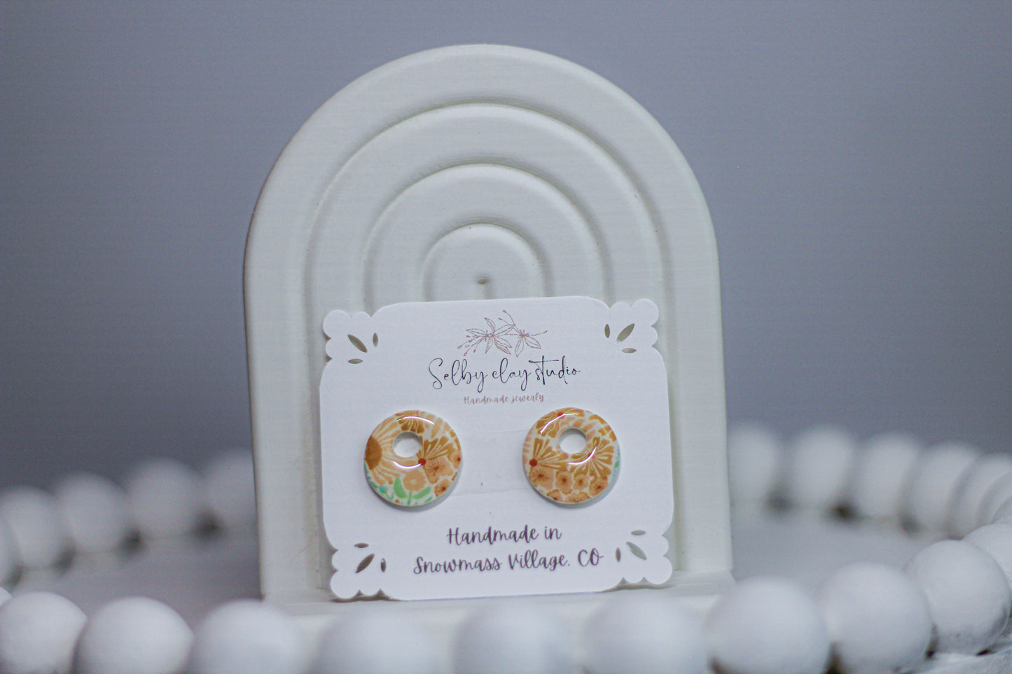 DAISY orange charm