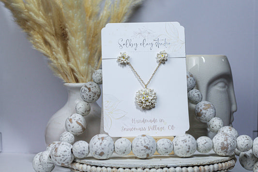 White flower necklace with studs